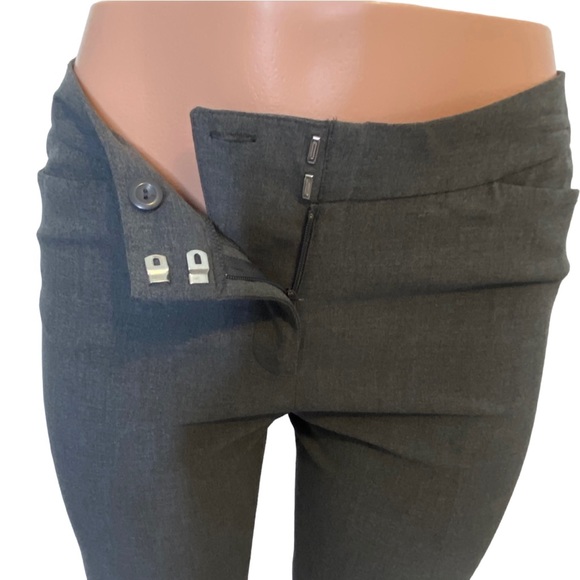 Express Stretch Capri Dress Pants Bottom Cuffed Grey in Color Size 5/6 EUC - Picture 2 of 7